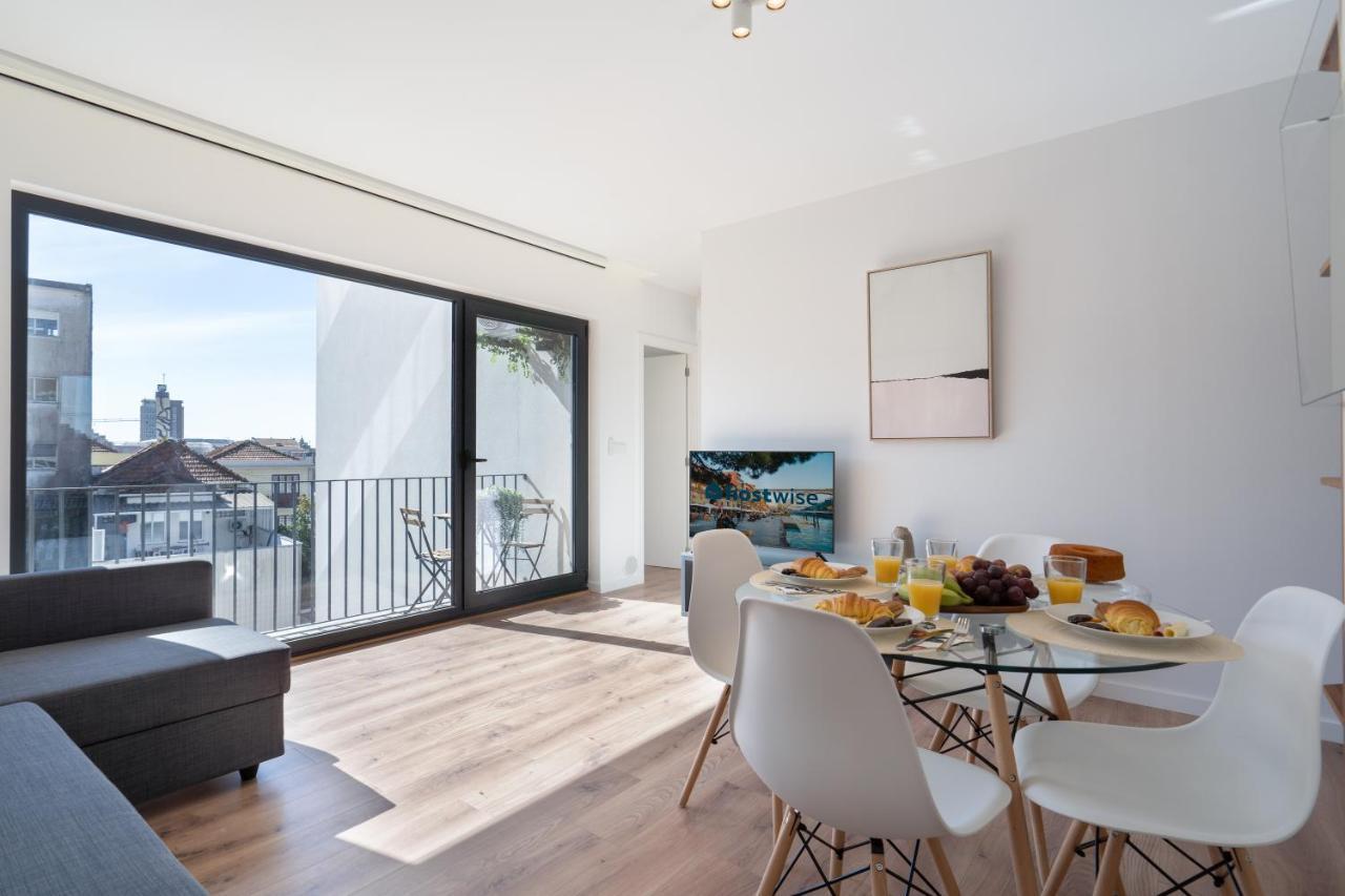 Host Wise - Bright & Contemporary Flat - Ace Location Apartment Porto Bagian luar foto