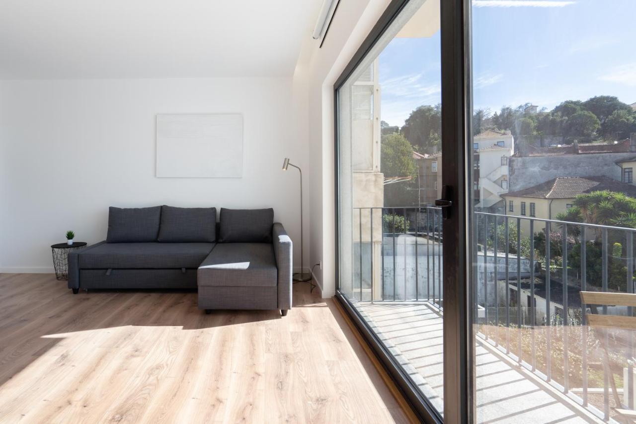 Host Wise - Bright & Contemporary Flat - Ace Location Apartment Porto Bagian luar foto