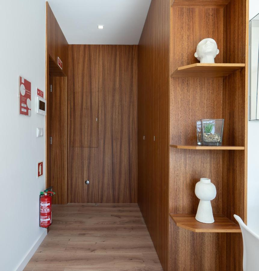 Host Wise - Bright & Contemporary Flat - Ace Location Apartment Porto Bagian luar foto