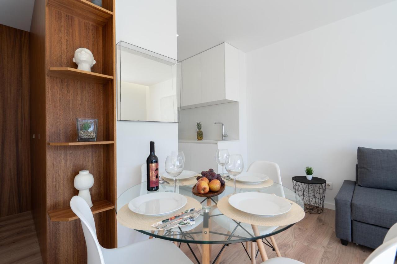 Host Wise - Bright & Contemporary Flat - Ace Location Apartment Porto Bagian luar foto