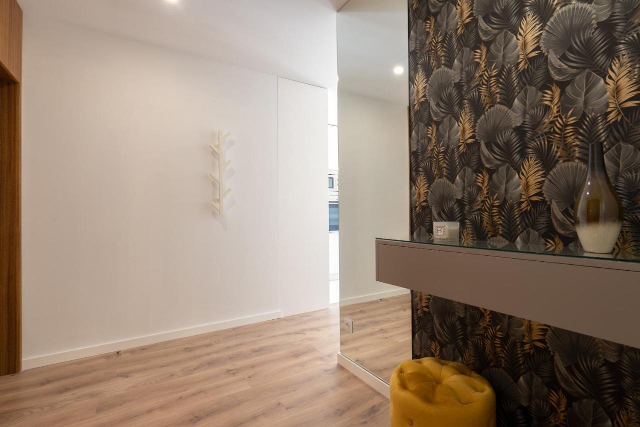 Host Wise - Bright & Contemporary Flat - Ace Location Apartment Porto Bagian luar foto