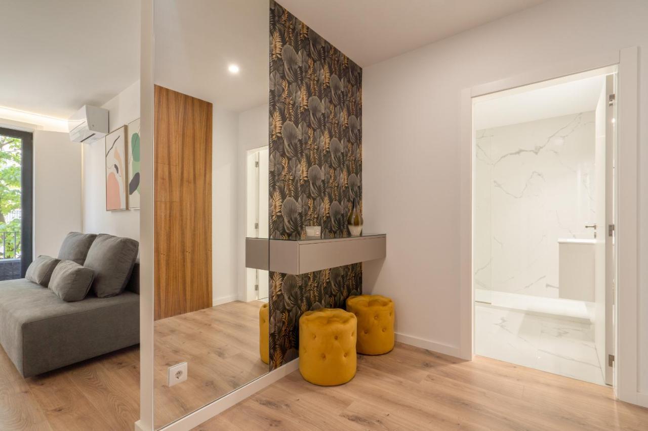 Host Wise - Bright & Contemporary Flat - Ace Location Apartment Porto Bagian luar foto