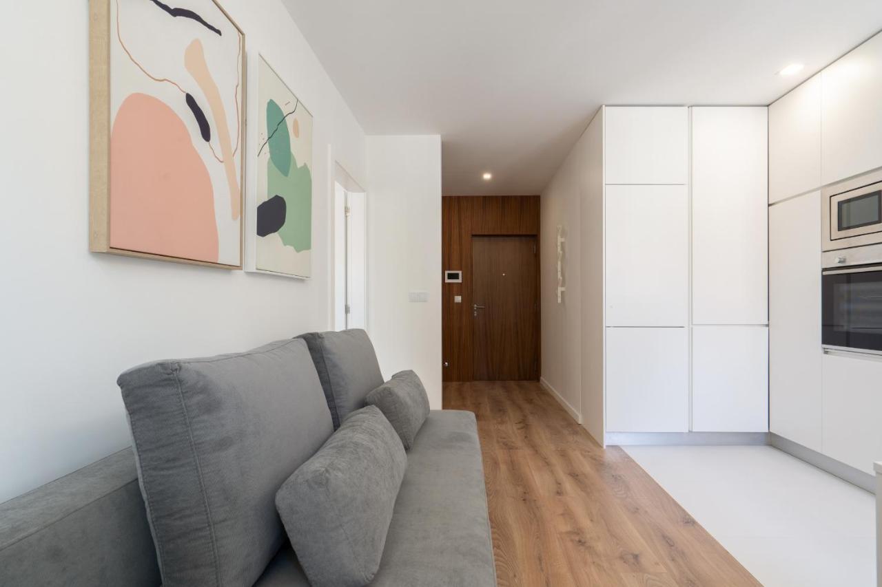 Host Wise - Bright & Contemporary Flat - Ace Location Apartment Porto Bagian luar foto